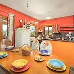 Tatil Evi Pina